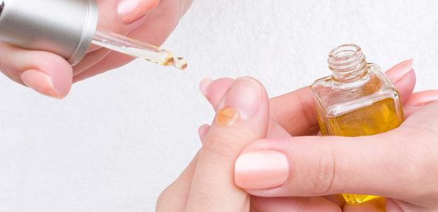 Sådan behandler du neglerødder og neglebånd – mine metoder til at holde hænderne pæne