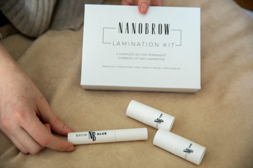 Praktisk brynløft og lamineringssæt