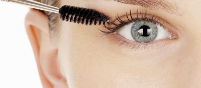 Øjenbryn Toning & Blegning: Alt hvad du behøver at vide